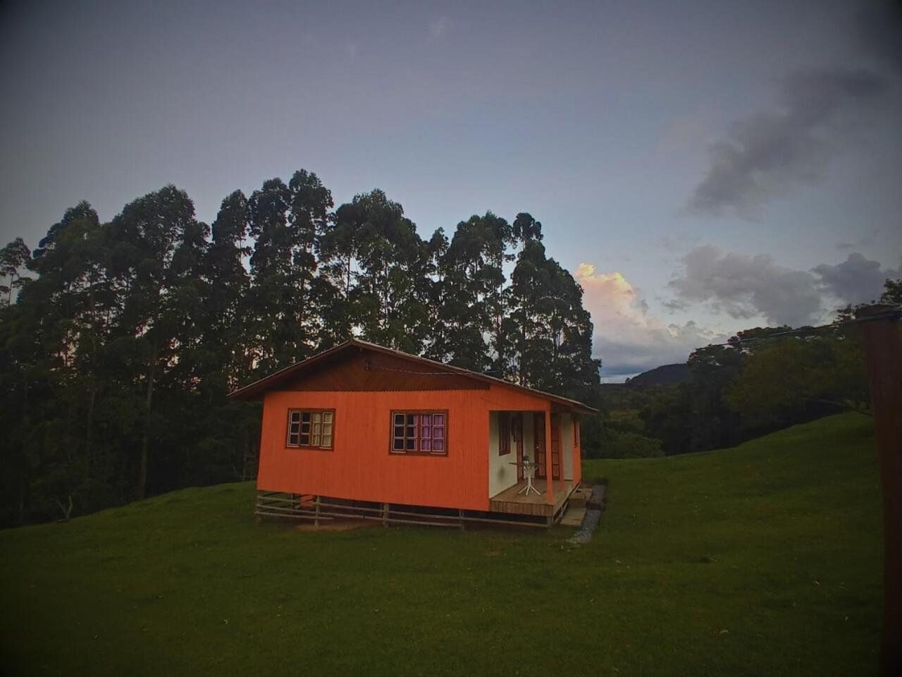 Cabana De Campo Cafe Da Manha Sitio Da Serrinha بوم ريتيرو المظهر الخارجي الصورة