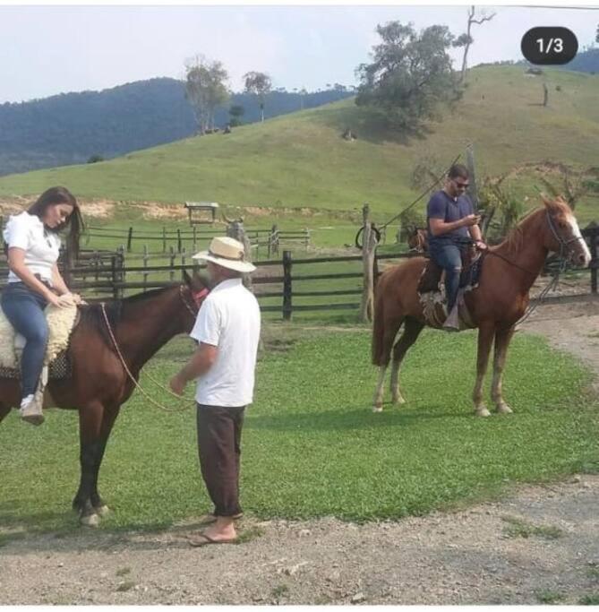Cabana De Campo Cafe Da Manha Sitio Da Serrinha بوم ريتيرو المظهر الخارجي الصورة